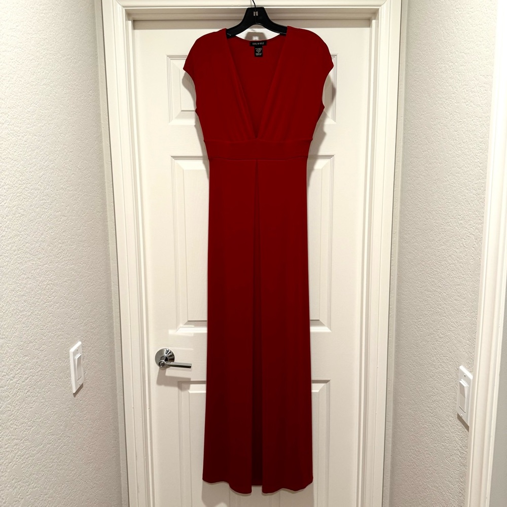 Brand new! CARILYN VAILE Deep Red Holiday Evening Dress by Stretch Sexy Size S